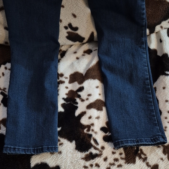Levi's Kids Blue Jeans - Picture 9 of 12